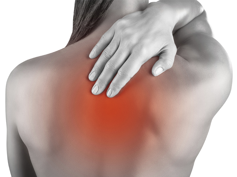 Dores nas costas podem ser sintomas de problemas na coluna